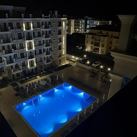 Boutique & Design - Emperium 1 Апартамент Свети Влас