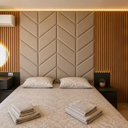 Апартамент Boutique & Design - Emperium 1 *