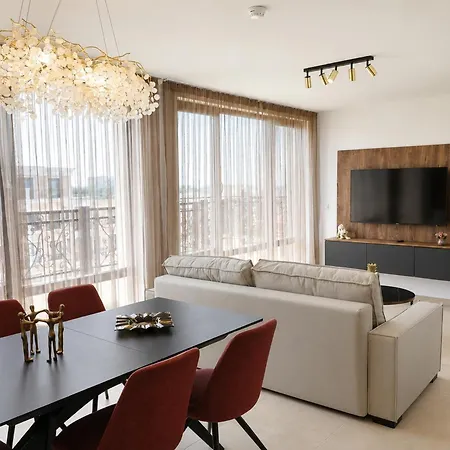 Boutique & Design - Emperium 1 Апартамент